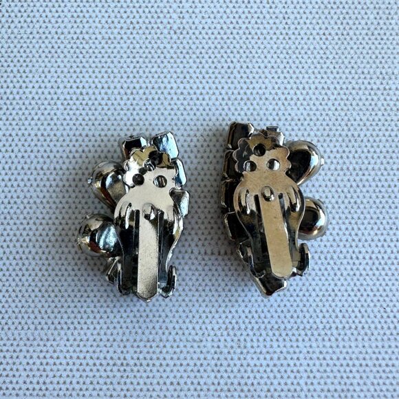 Vintage Rhinestone Clip-On Earrings Silver Tone 1" - Picture 6 of 13